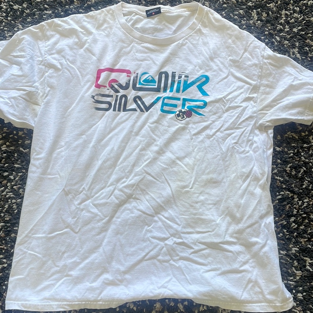 Quicksilver y2k white tee